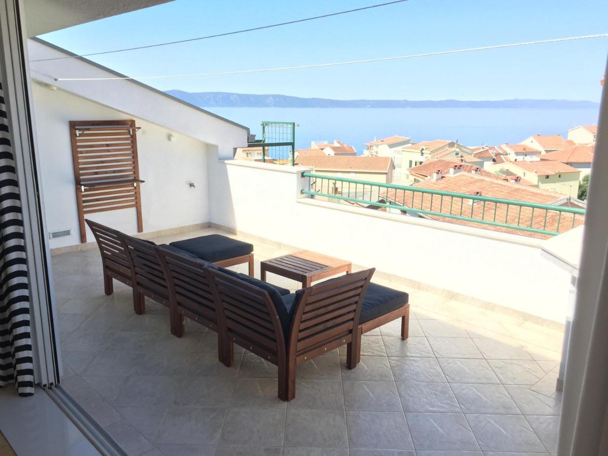 Apartments Leut 80M From The Sea 포드고라 객실 사진