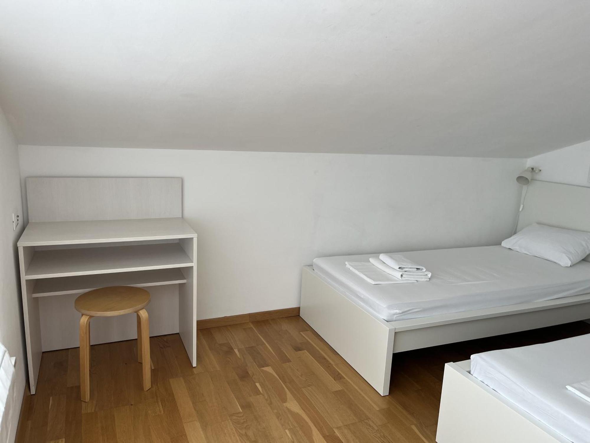 Apartments Leut 80M From The Sea 포드고라 객실 사진
