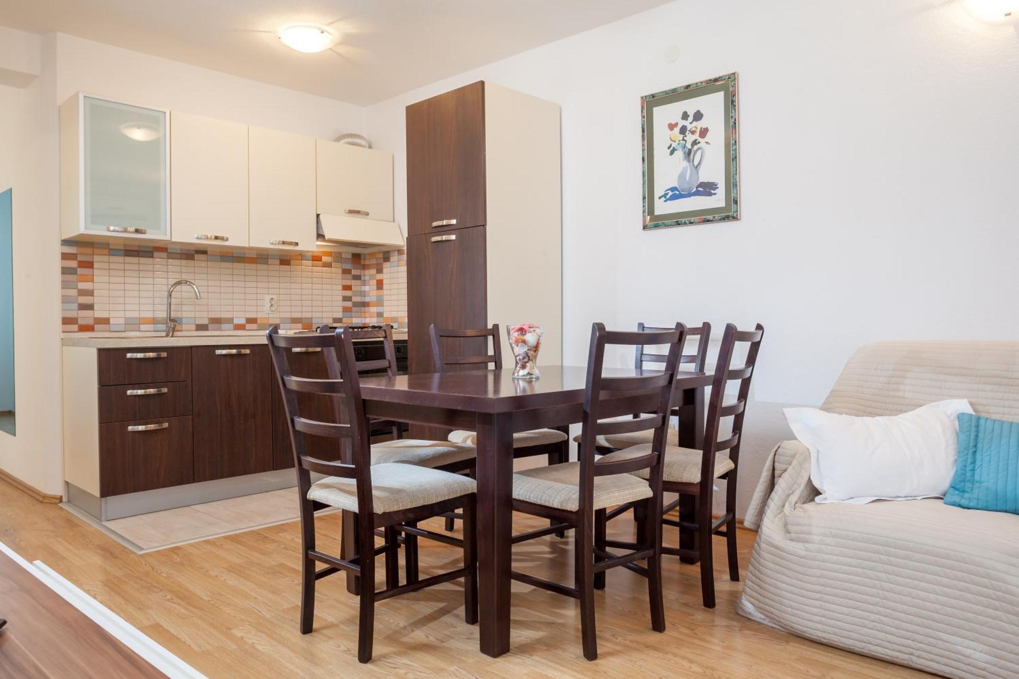 Apartments Leut 80M From The Sea 포드고라 외부 사진